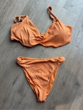 Dippin Daisys bikini set